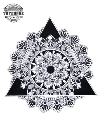 tatouage ephemere mandala triangle Tatouage éphémère mandala triangle