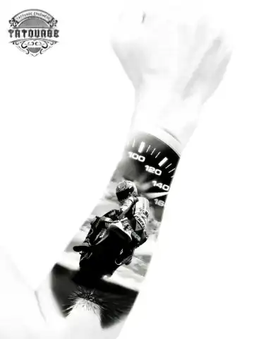 tatouage ephemere avant bras moto photo Tatouage éphémère avant bras moto