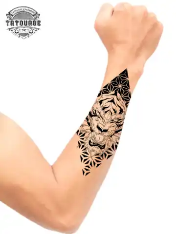 Tatouage éphémère avant bras tigre