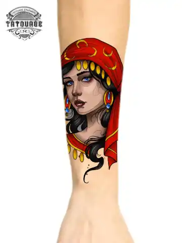 tatouage ephemere avant bras visage photo Tatouage éphémère avant bras visage