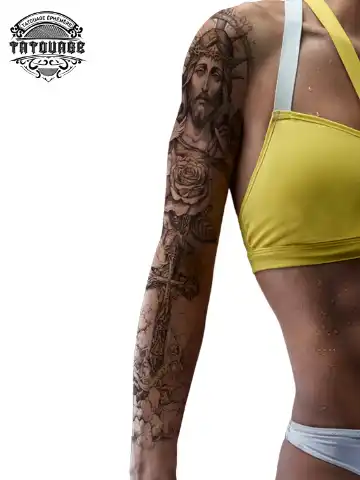 tatouage ephemere bras avec croix photo Tatouage éphémère bras avec croix