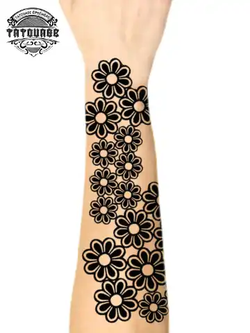 Tatouage éphémère bras végétal