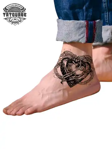 tatouage ephemere cheville avec coeur photo Tatouage éphémère cheville avec coeur