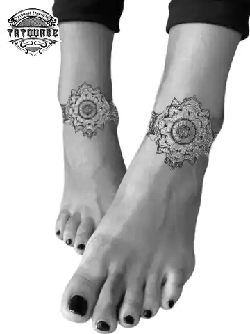 tatouage ephemere cheville femme bracelet photo Tatouage éphémère cheville femme bracelet