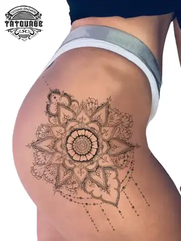 tatouage ephemere dentelle hanche photo Tatouage éphémère dentelle hanche