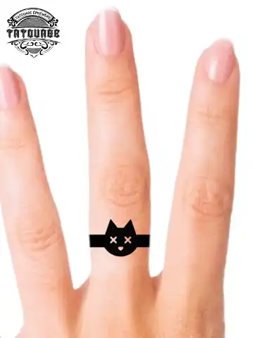 tatouage ephemere doigt bague femme photo Tatouage éphémère doigt bague femme