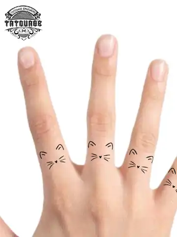tatouage ephemere doigt chat photo Tatouage éphémère doigt chat