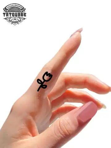 tatouage ephemere doigt femme fleur photo Tatouage éphémère doigt femme fleur