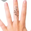 tatouage ephemere doigt fleur photo Tatouage éphémère doigt fleur