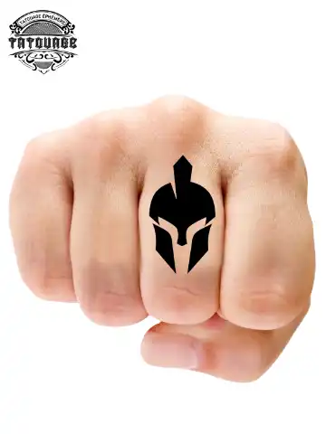 Tatouage éphémère doigt homme