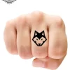 tatouage ephemere doigt loup photo Tatouage éphémère doigt loup