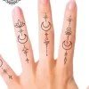 Tatouage éphémère doigt lune