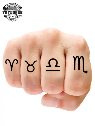 tatouage ephemere doigt signe astro photo Tatouage éphémère doigt signe astro