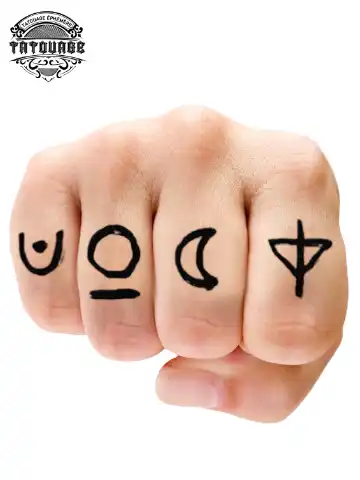 tatouage ephemere doigt symbole photo Tatouage éphémère doigt symbole