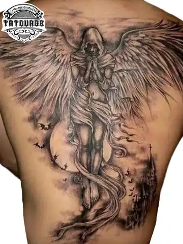 Tatouage éphémère dos religieux
