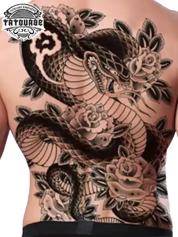 Tatouage éphémère dos serpent