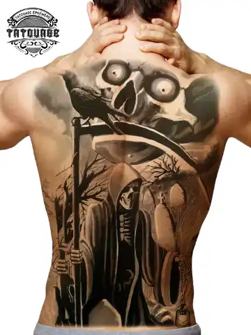 tatouage ephemere dos tete de mort Tatouage éphémère dos tête de mort