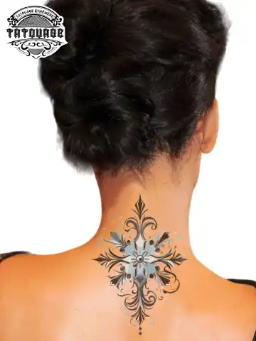 Tatouage éphémère flocon de neige nuque