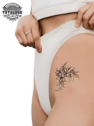 Tatouage éphémère hanche femme discret