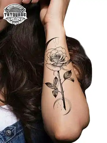 Tatouage éphémère intérieur bras