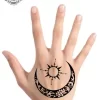 Tatouage éphémère main lune