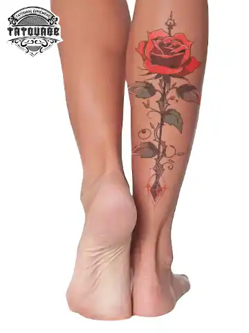 Tatouage éphémère mollet femme rose