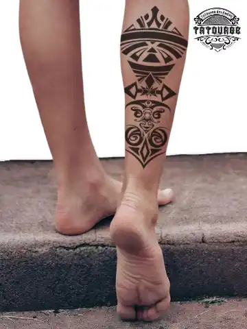 Tatouage éphémère mollet maorie