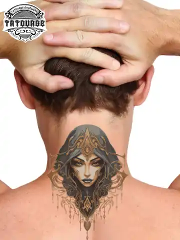 Tatouage éphémère nuque arabe