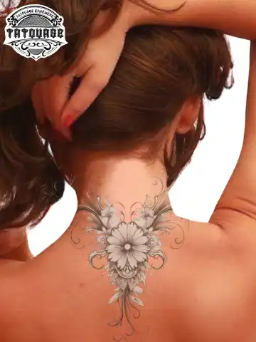 tatouage ephemere nuque femme fleur photo Tatouage éphémère nuque femme fleur