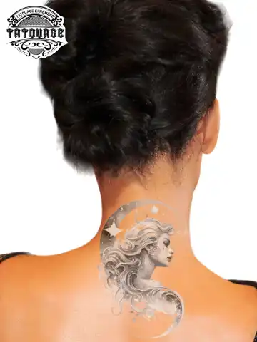 tatouage ephemere nuque lune photo Tatouage éphémère nuque lune