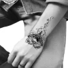 tatouage ephemere poignet coeur photo Tatouage éphémère poignet coeur