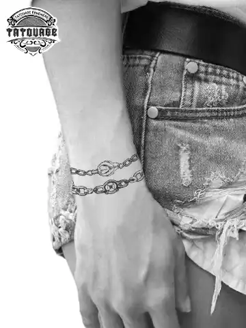 Tatouage éphémère poignet gourmette femme