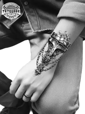 Tatouage éphémère poignet homme