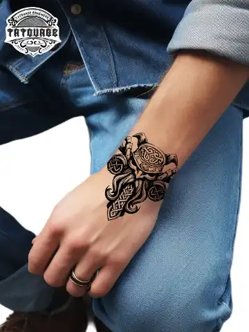 tatouage ephemere poignet homme viking photo Tatouage éphémère poignet homme viking