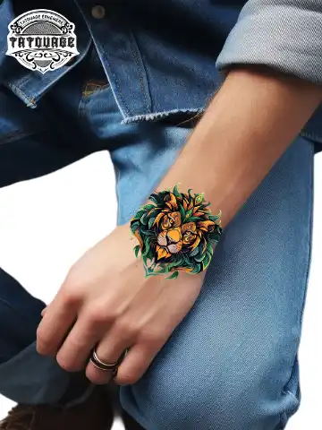tatouage ephemere poignet lion photo Tatouage éphémère poignet lion