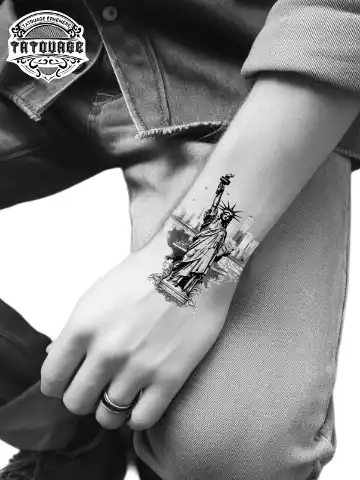 tatouage ephemere poignet new york photo Tatouage éphémère poignet New York