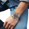 tatouage ephemere poignet rose des vents photo Tatouage éphémère poignet rose des vents