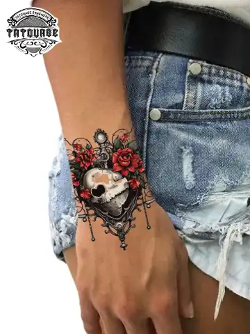 tatouage ephemere poignet rythme cardiaque photo Tatouage éphémère poignet rythme cardiaque