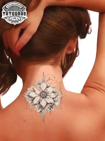 Tatouage éphémère rosace nuque
