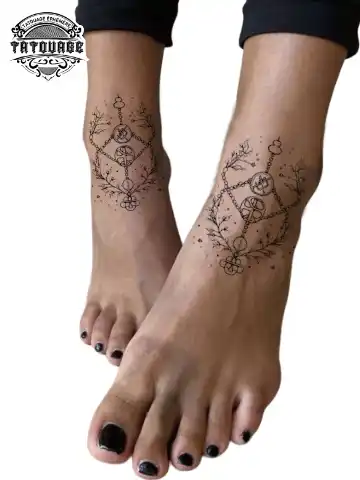 tatouage ephemere unalome cheville photo Tatouage éphémère unalome cheville