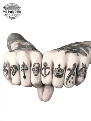petit tatouage ephemere doigt photo petit tatouage éphémère doigt