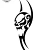 petit tatouage ephemere homme main gros plan petit tatouage éphémère homme main